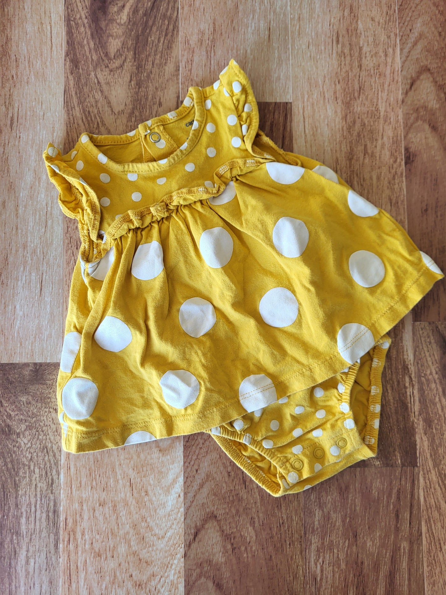 Robe cache-couche carter's - 6 mois