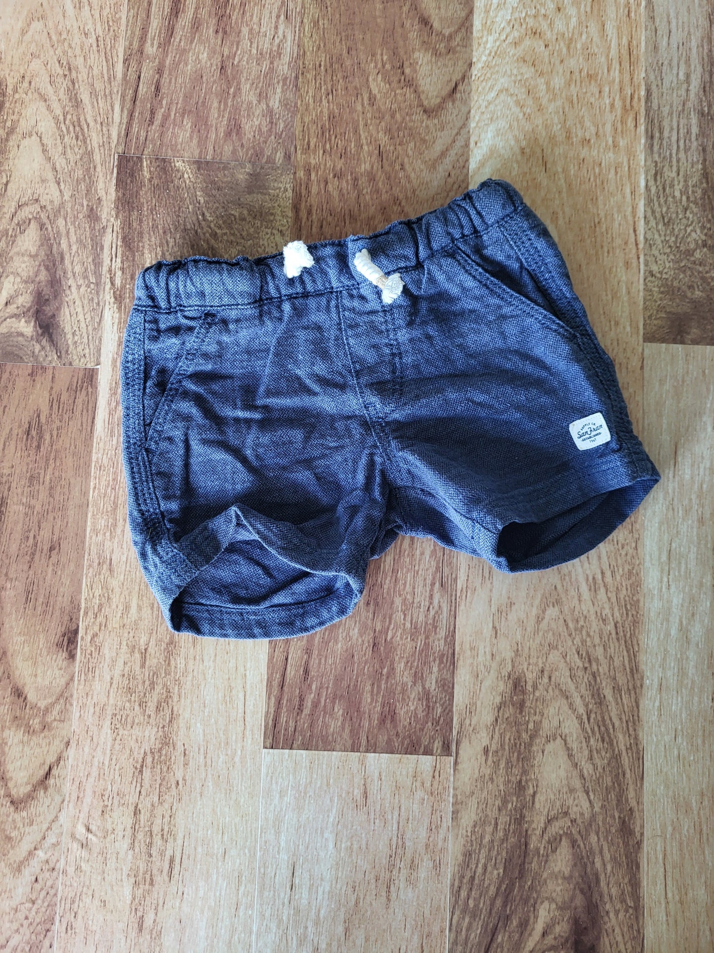 Short h&m - 6-9 mois