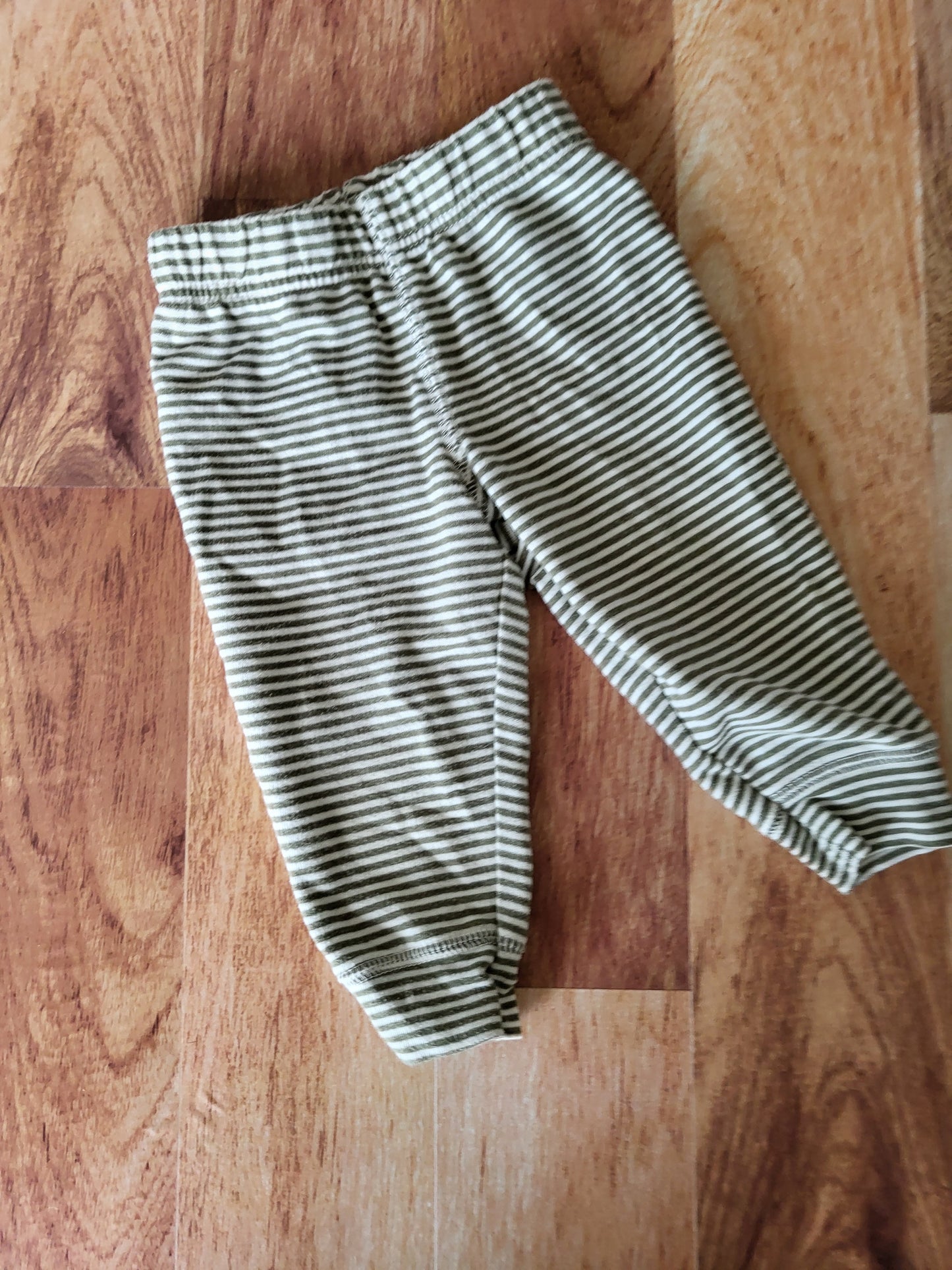 Pantalon carter's - 6-9 mois