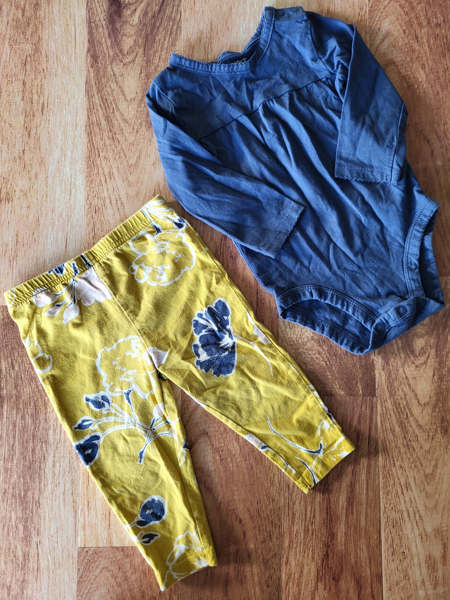 Ensemble carter's - 9 mois