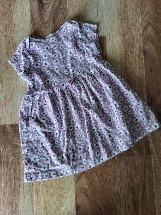 Robe carter's - 6-9 mois