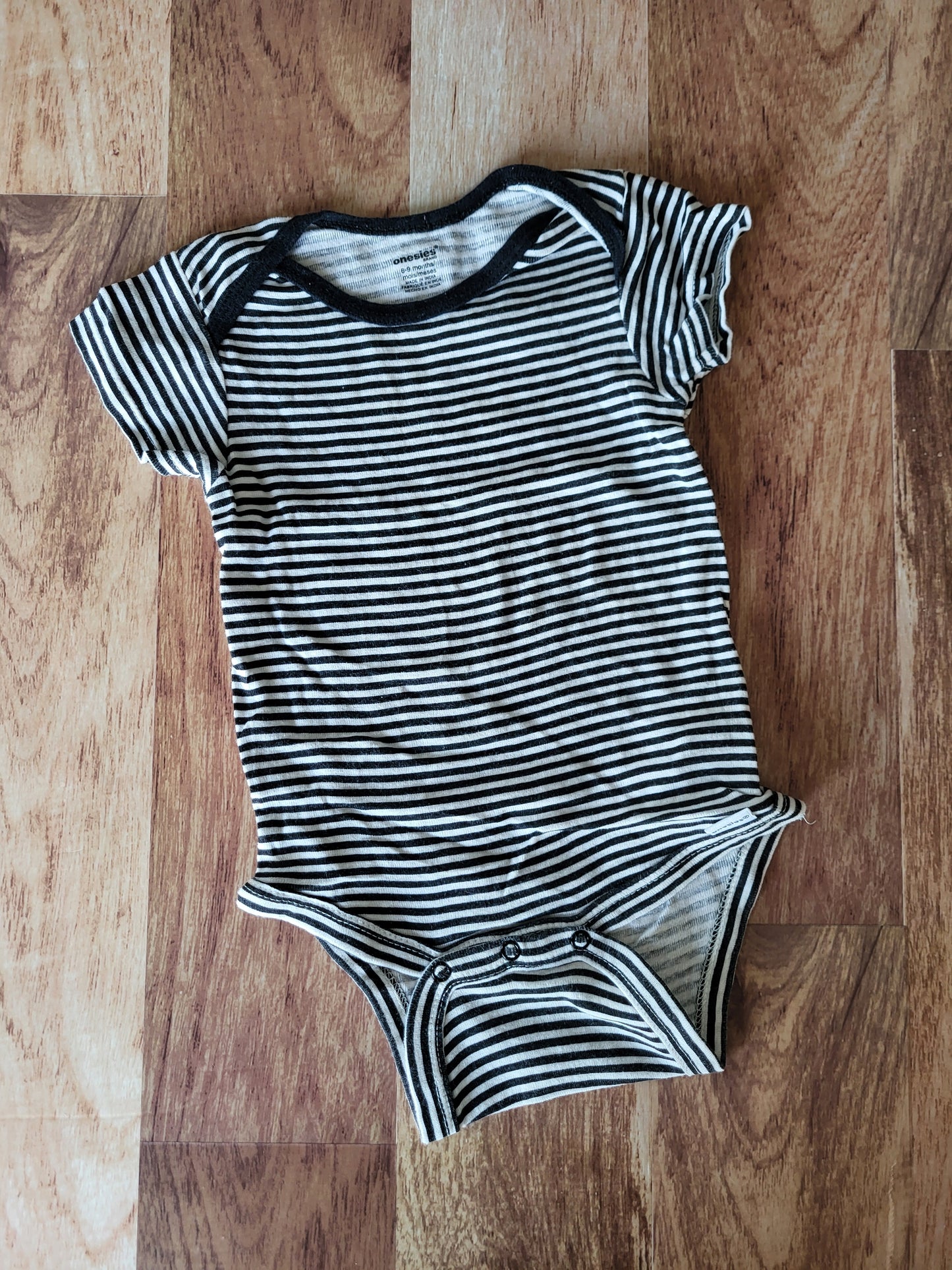 Cache-couche onsies - 6-9 mois