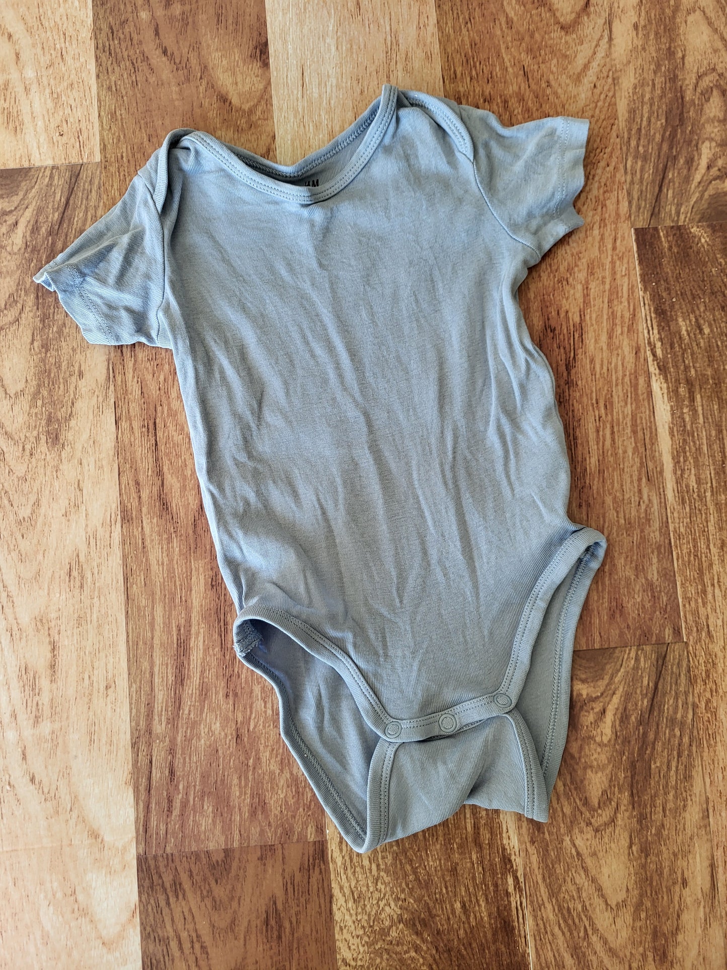 Cache-couche h&m - 6-9 mois