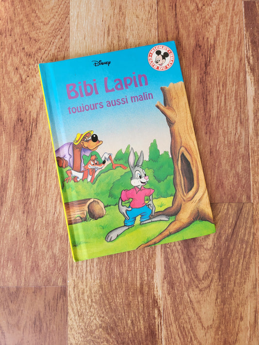 Livre à couverture rigide