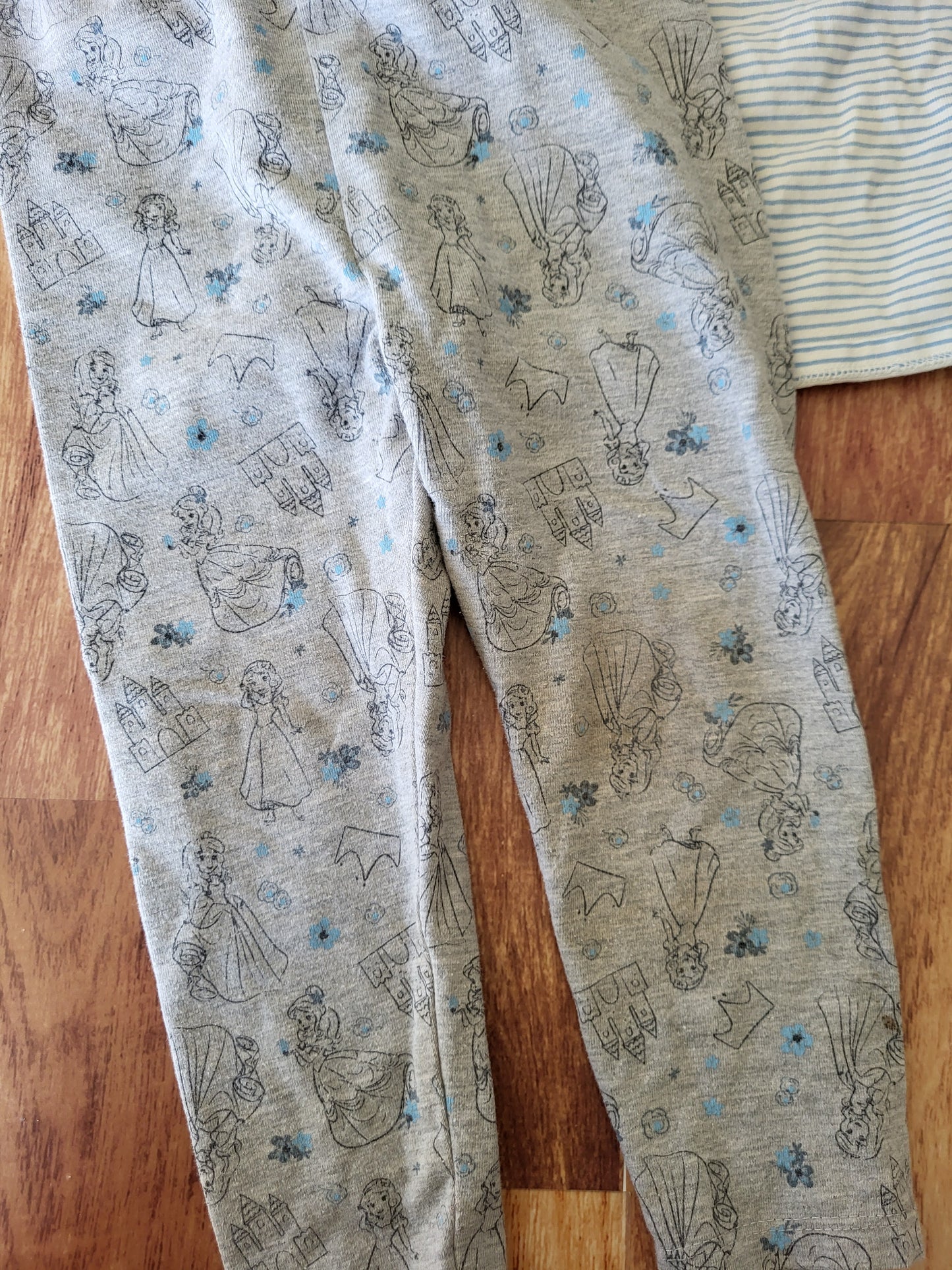 Ensemble disney - 24 mois