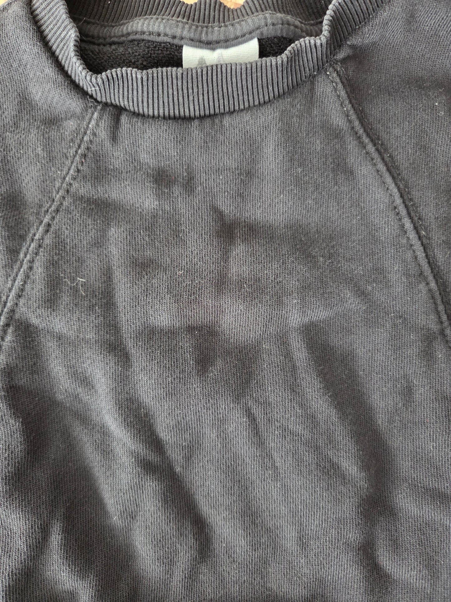 Crewneck zara - 2-3 ans petites taches
