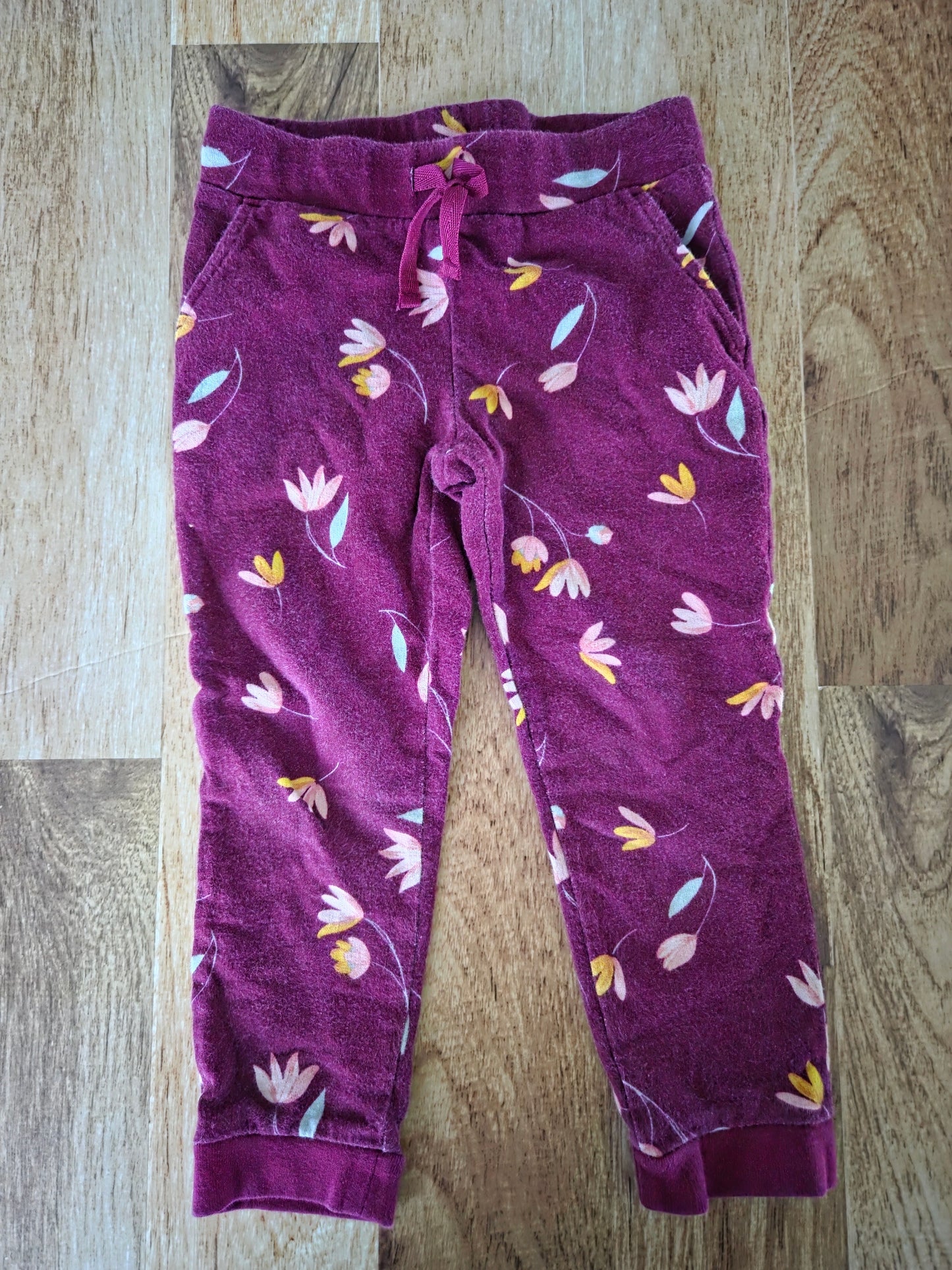 Pantalon carter's - 4 ans légèrement décoloré