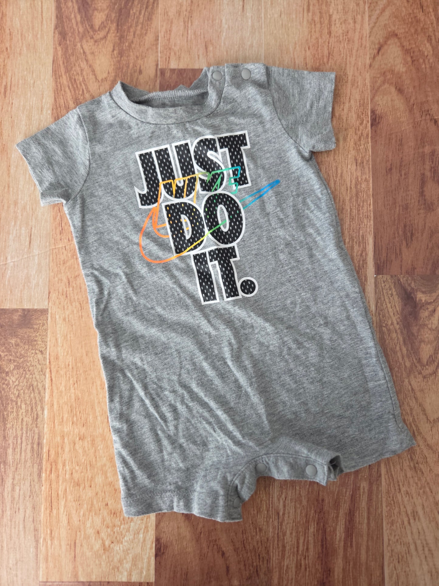 Romper nike - 6 mois