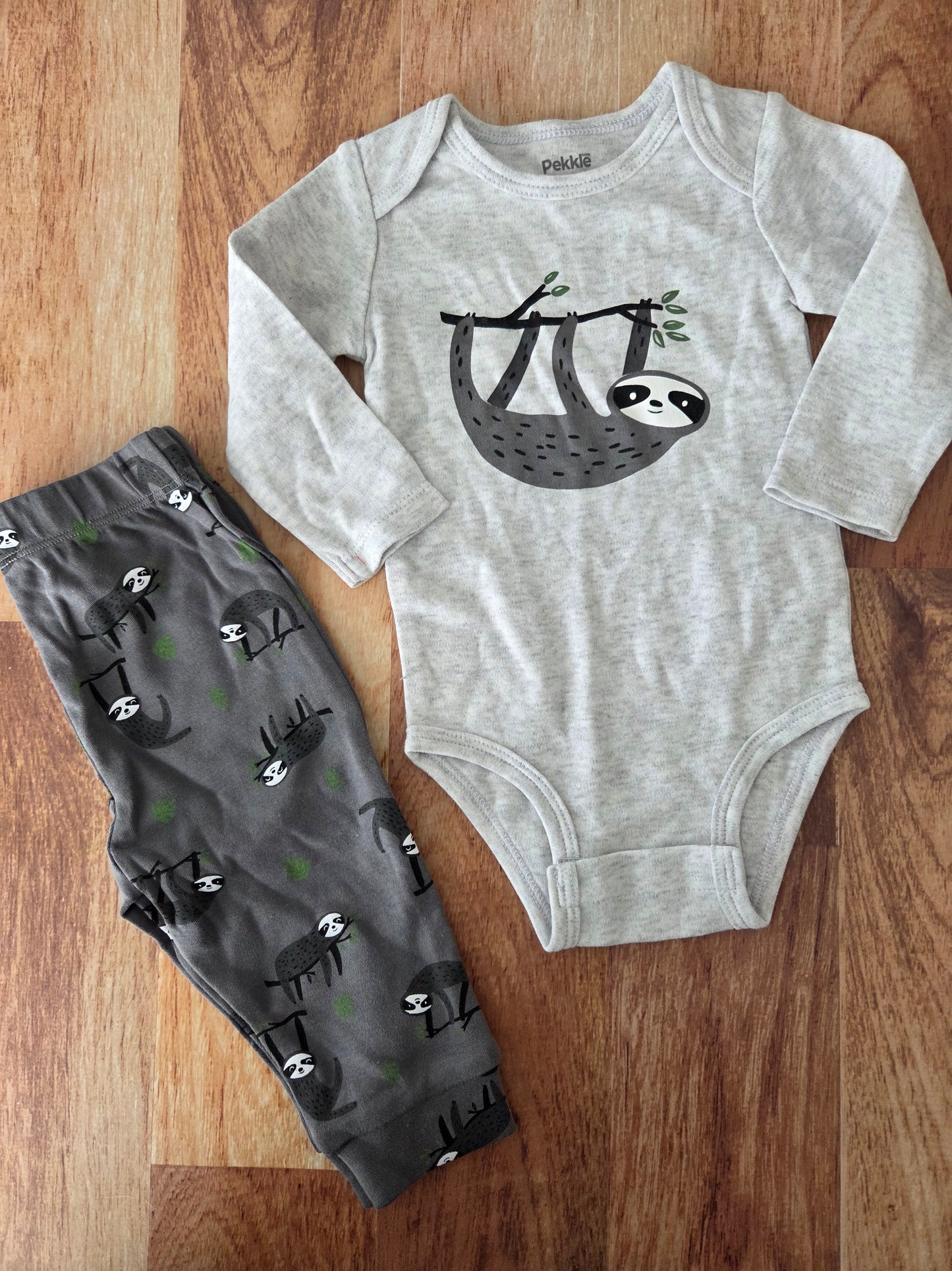 Ensemble pekkle - 6 mois neuf sans étiquette