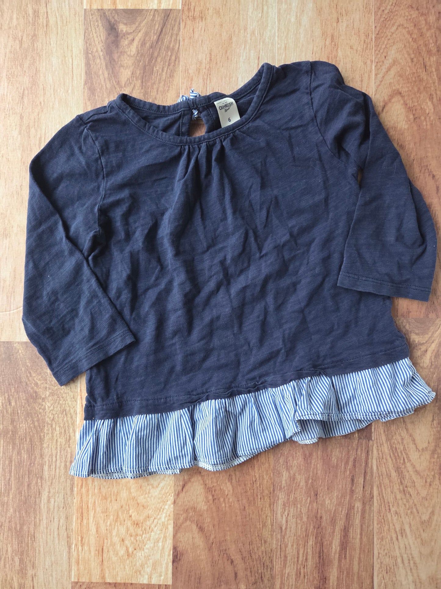 Chandail oshkosh - 6 ans