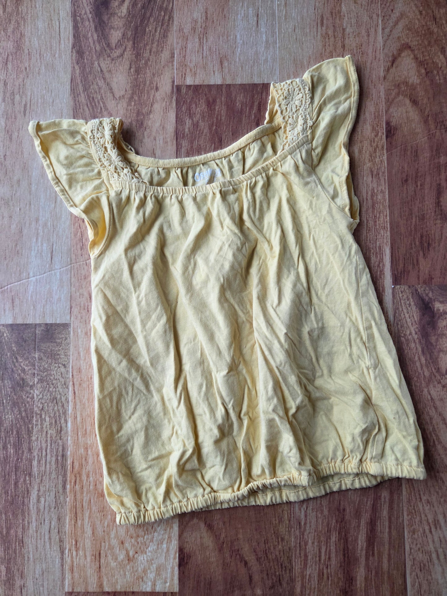 Chandail oshkosh - 6x ans