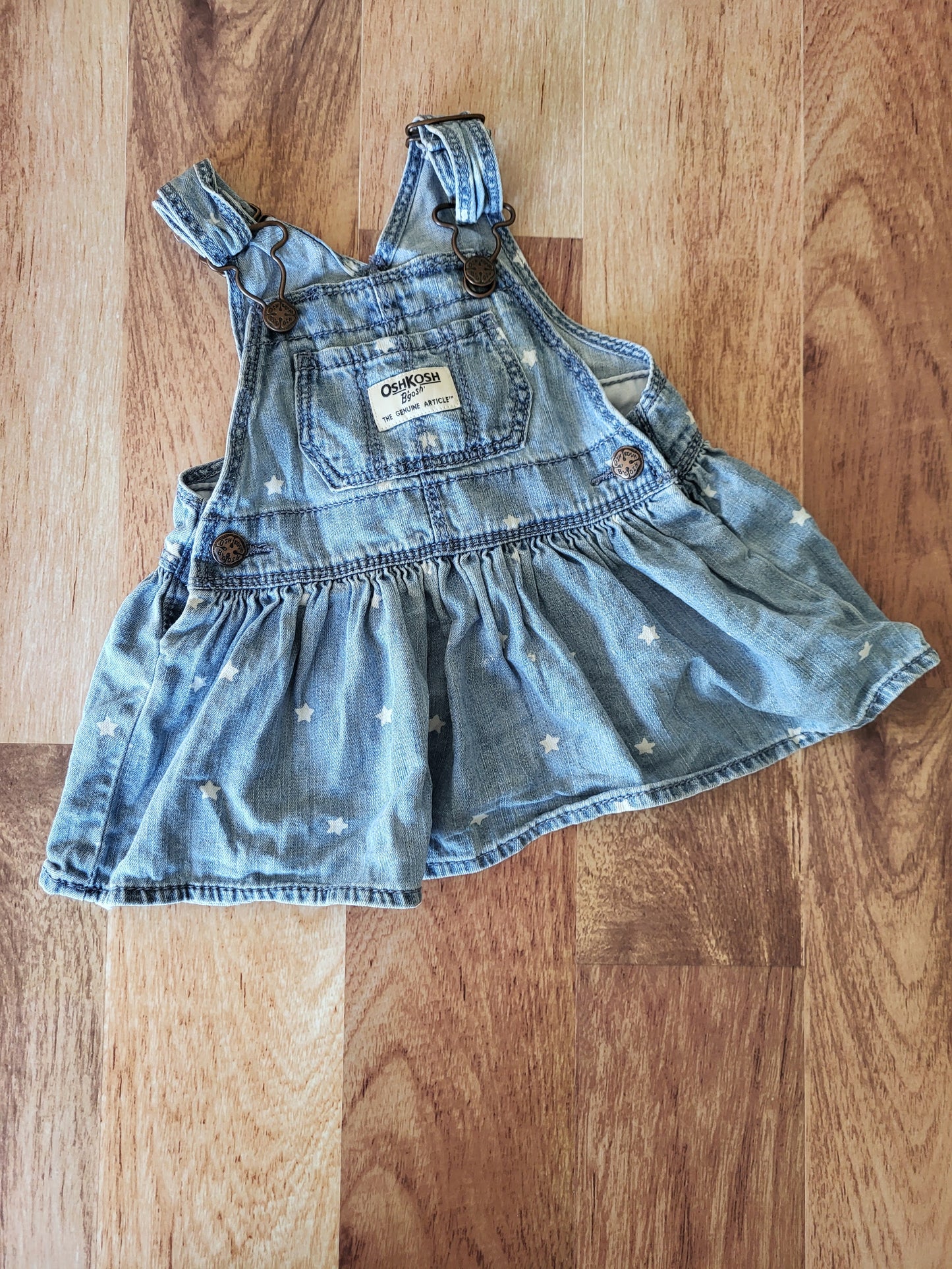 Robe oshkosh - 6 mois