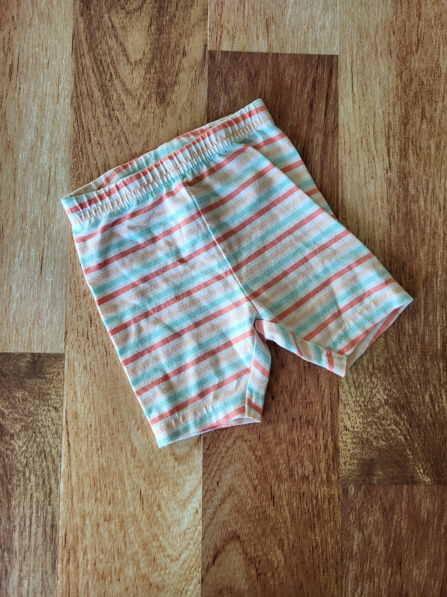 Short carter's - 6 mois