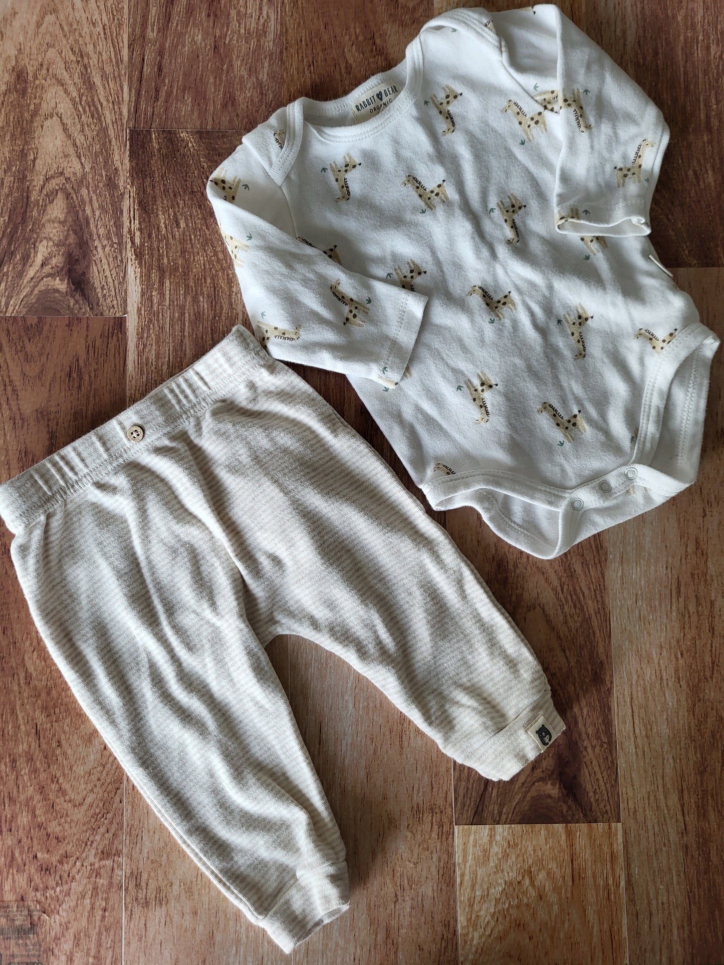 Ensemble rabbit bear - 6-9 mois