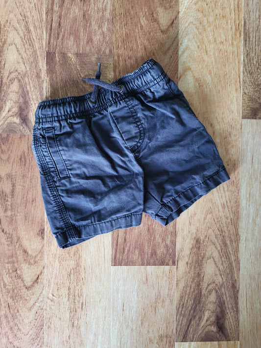 Short oshkosh - 12 mois