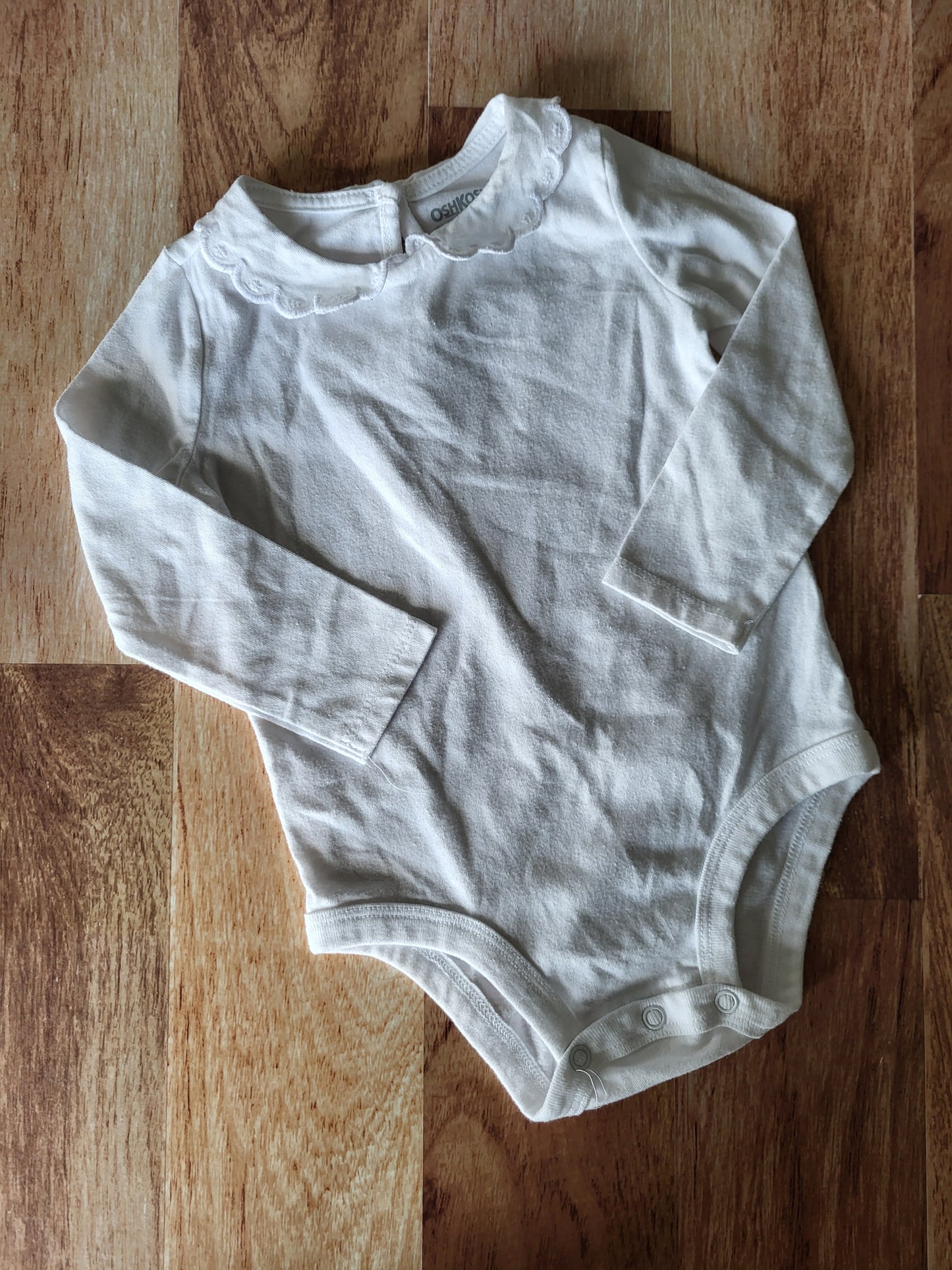 Cache-couche oshkosh - 12 mois