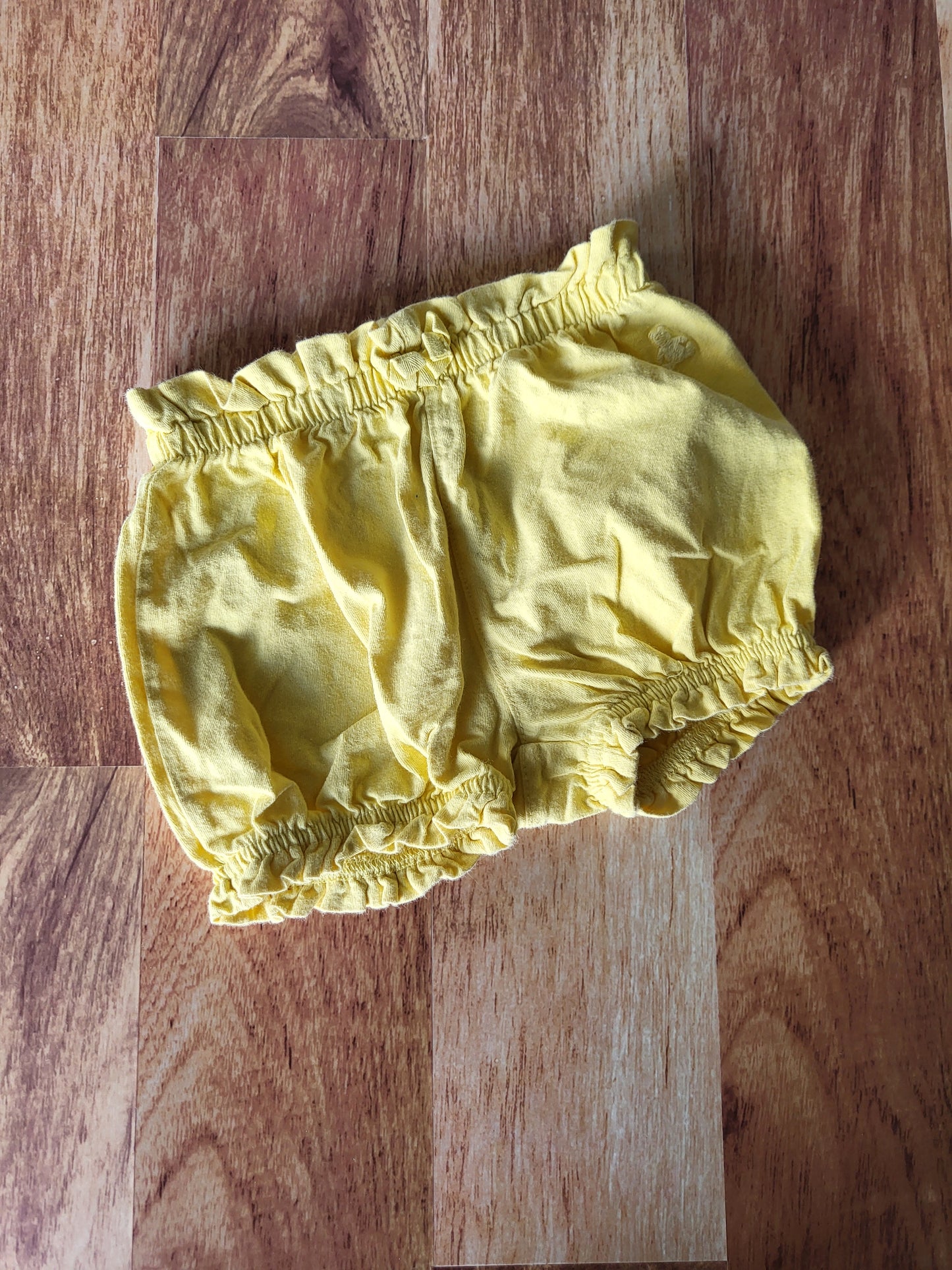 Short baby gap - 18-24 mois