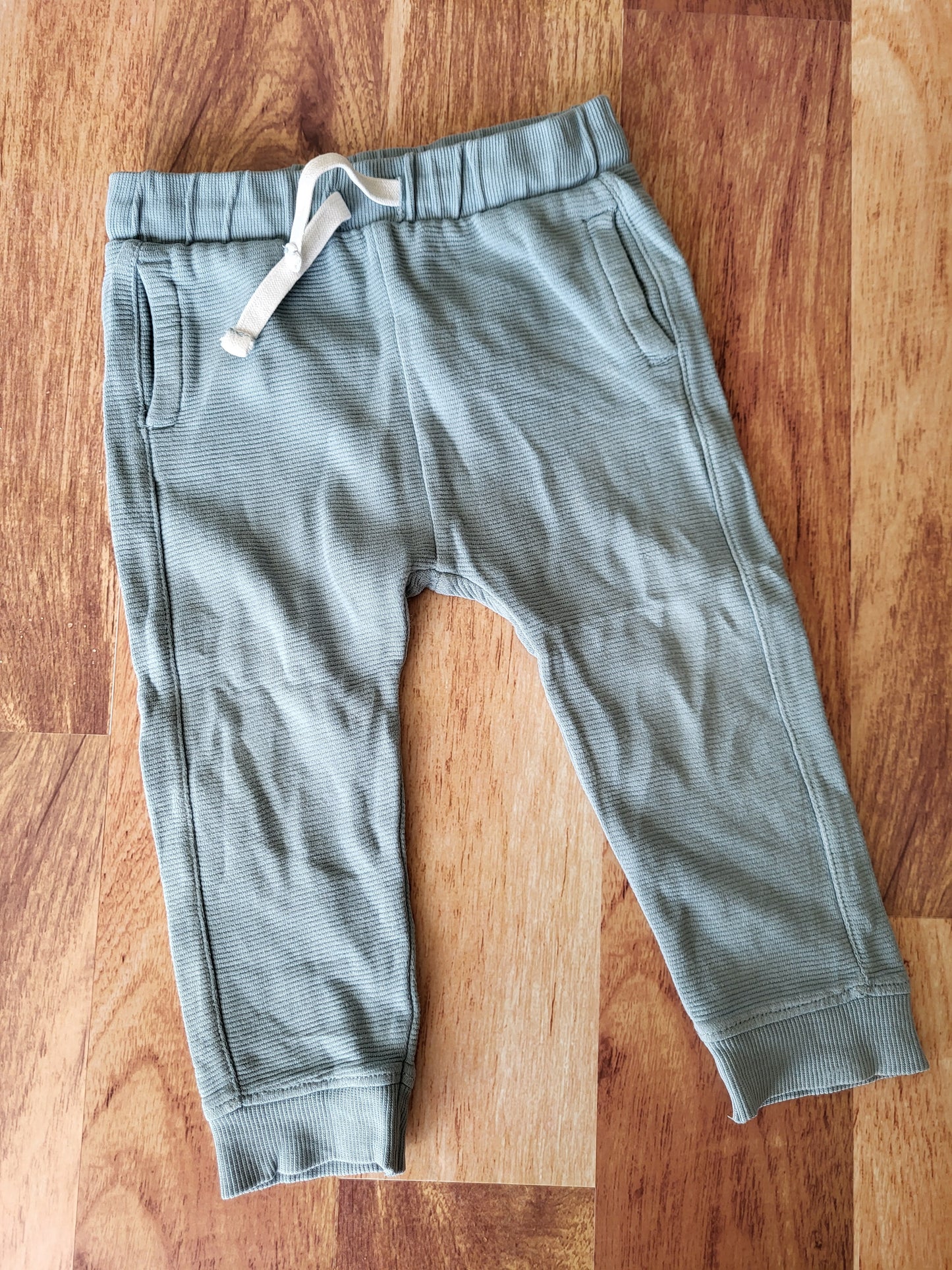 Pantalon little planet - 18 mois