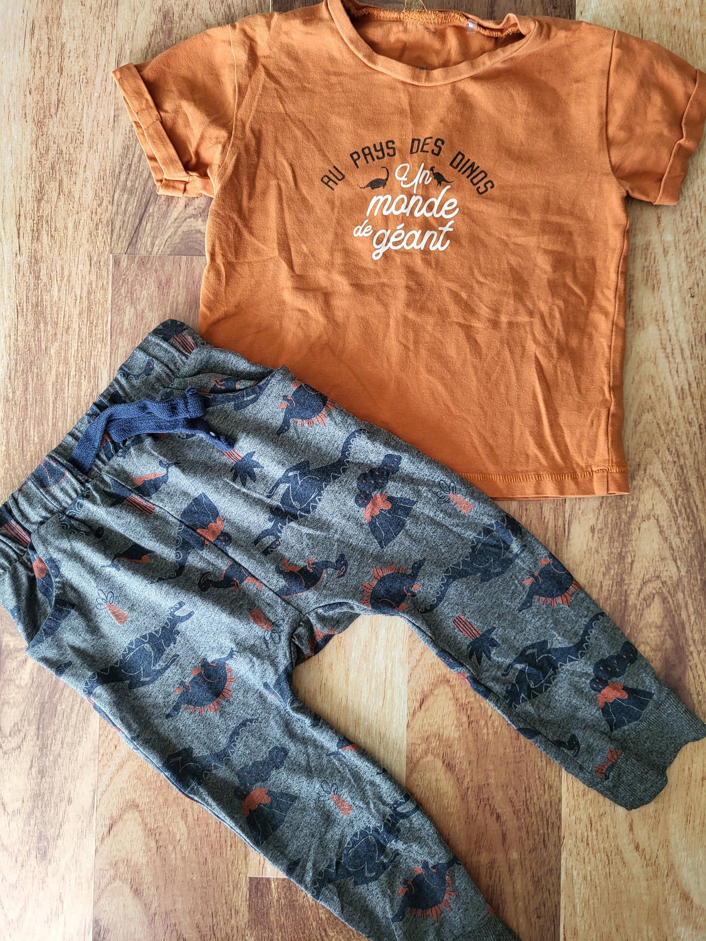 Ensemble tag - 18 mois