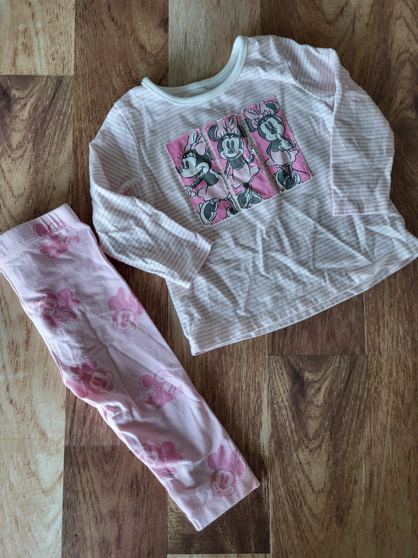 Ensemble disney baby - 12 mois