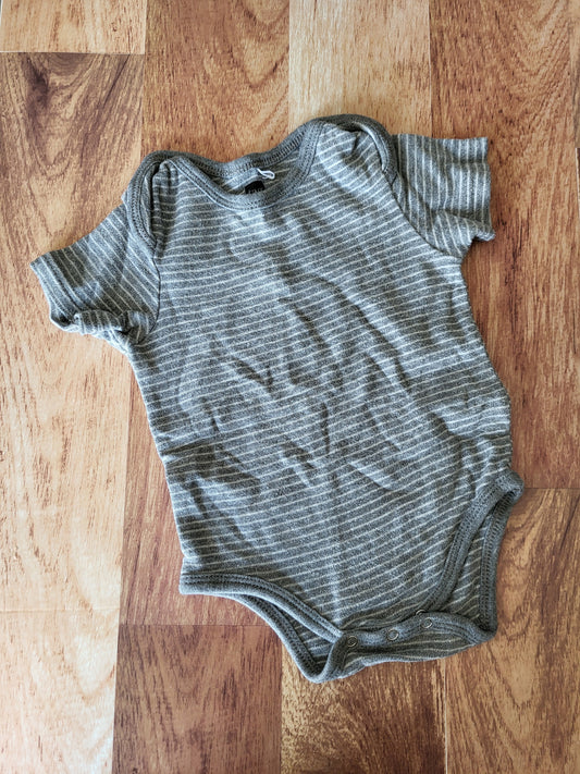 Cache-couche tag - 18 mois