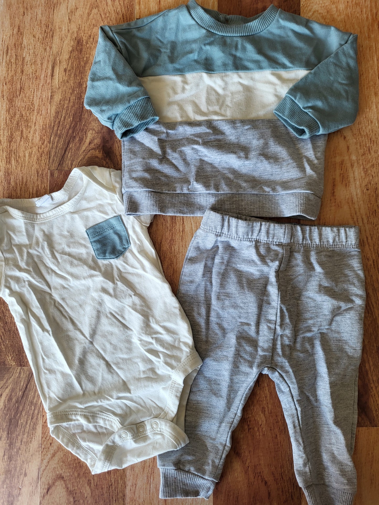 Ensemble pl baby - 6 mois