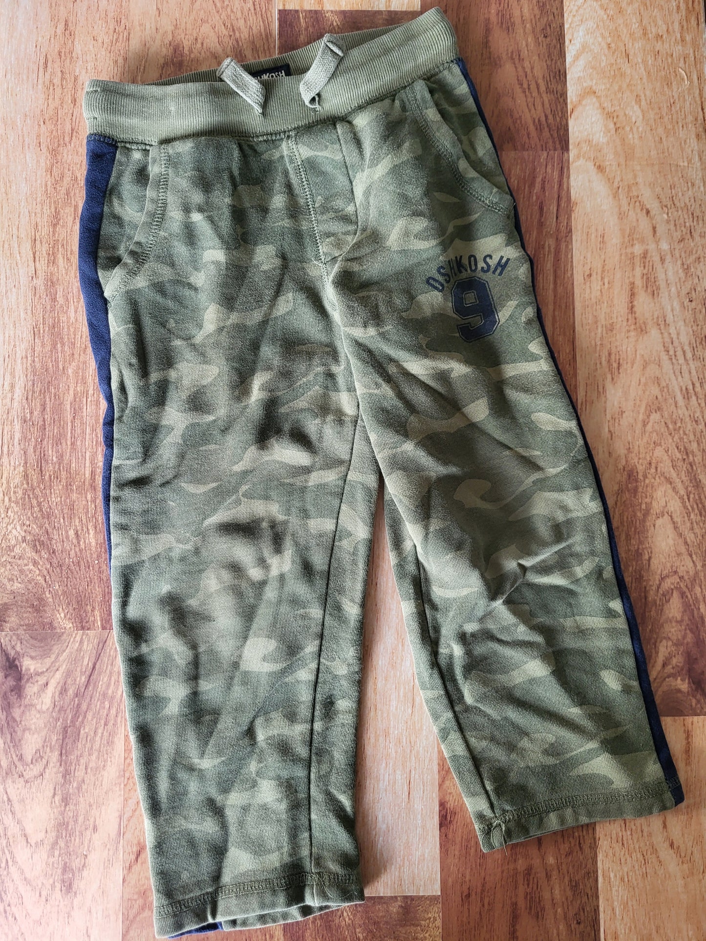 Pantalon oshkosh - 5 ans