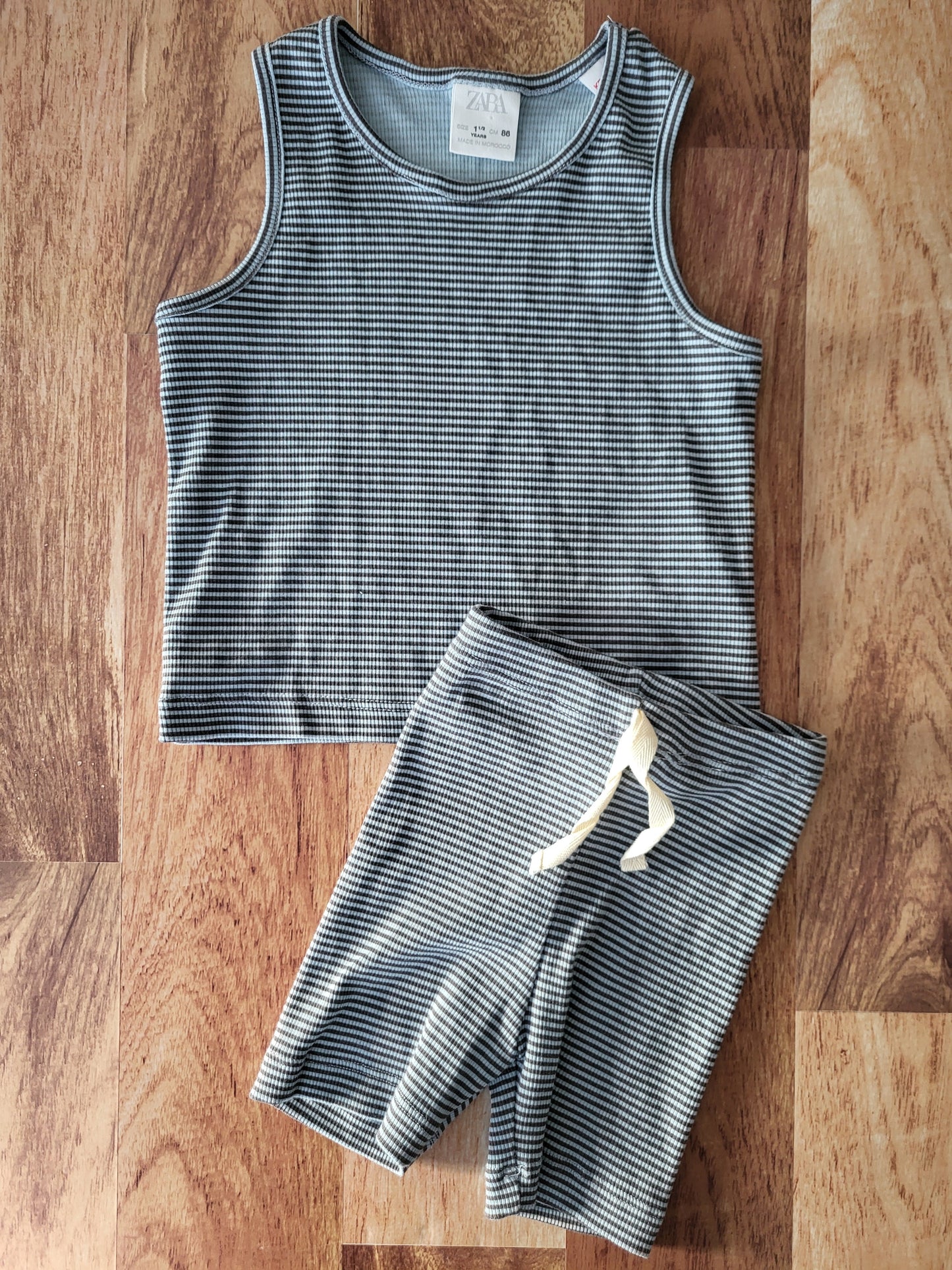 Ensemble Zara - 1 1/2 ans