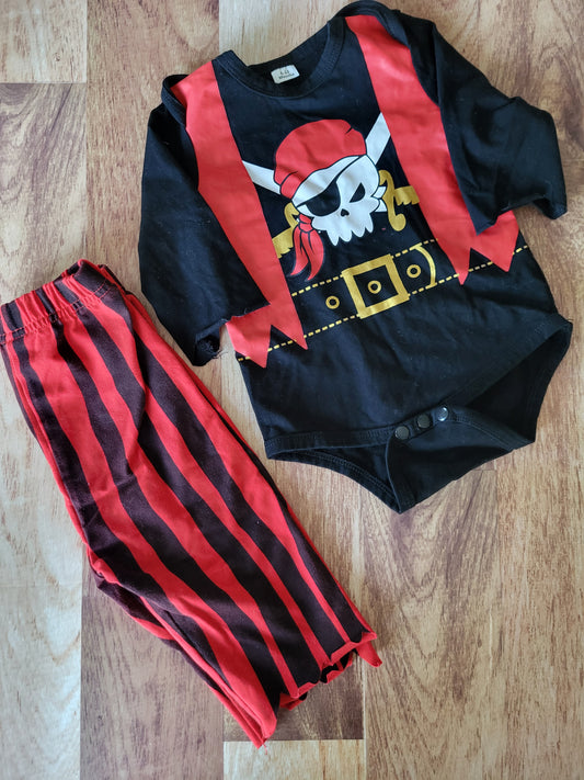 Ensemble pirate - 6-12 mois