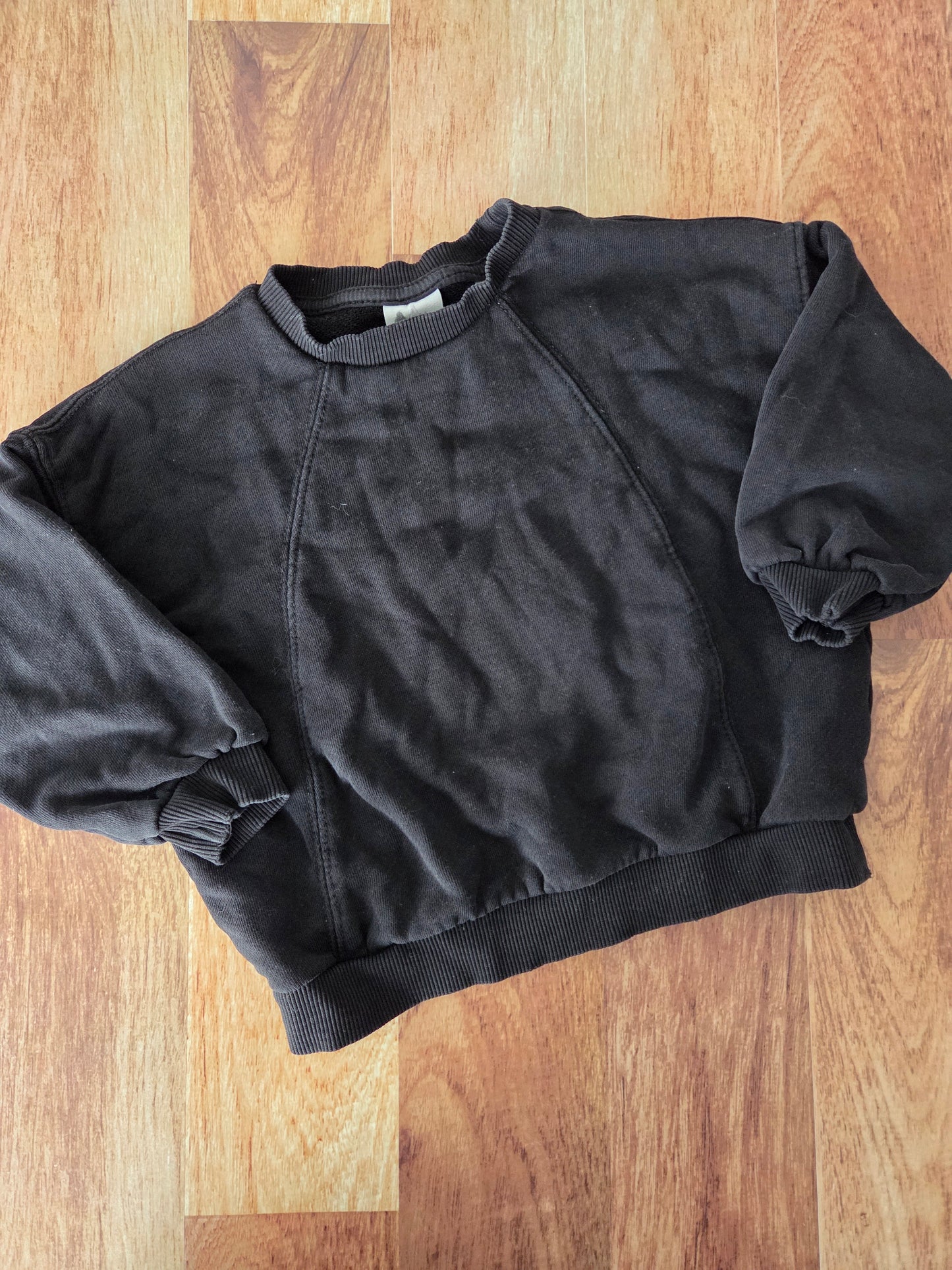 Crewneck zara - 2-3 ans petites taches