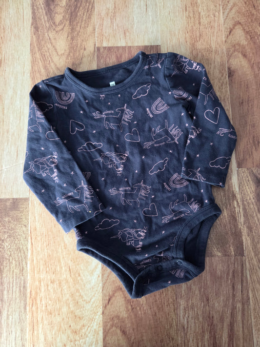 Cache-couche tag - 9 mois