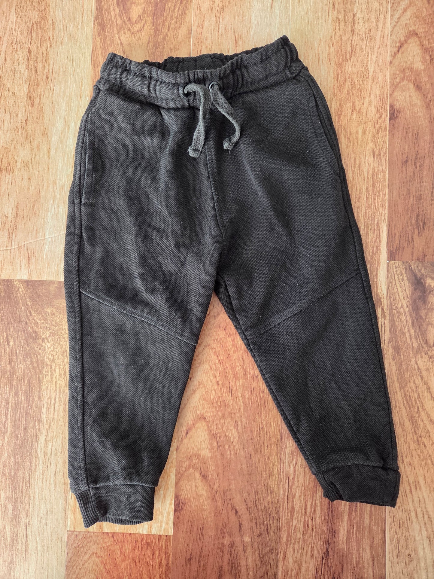 Pantalon zara - 18-24 mois très légèrement imparfait