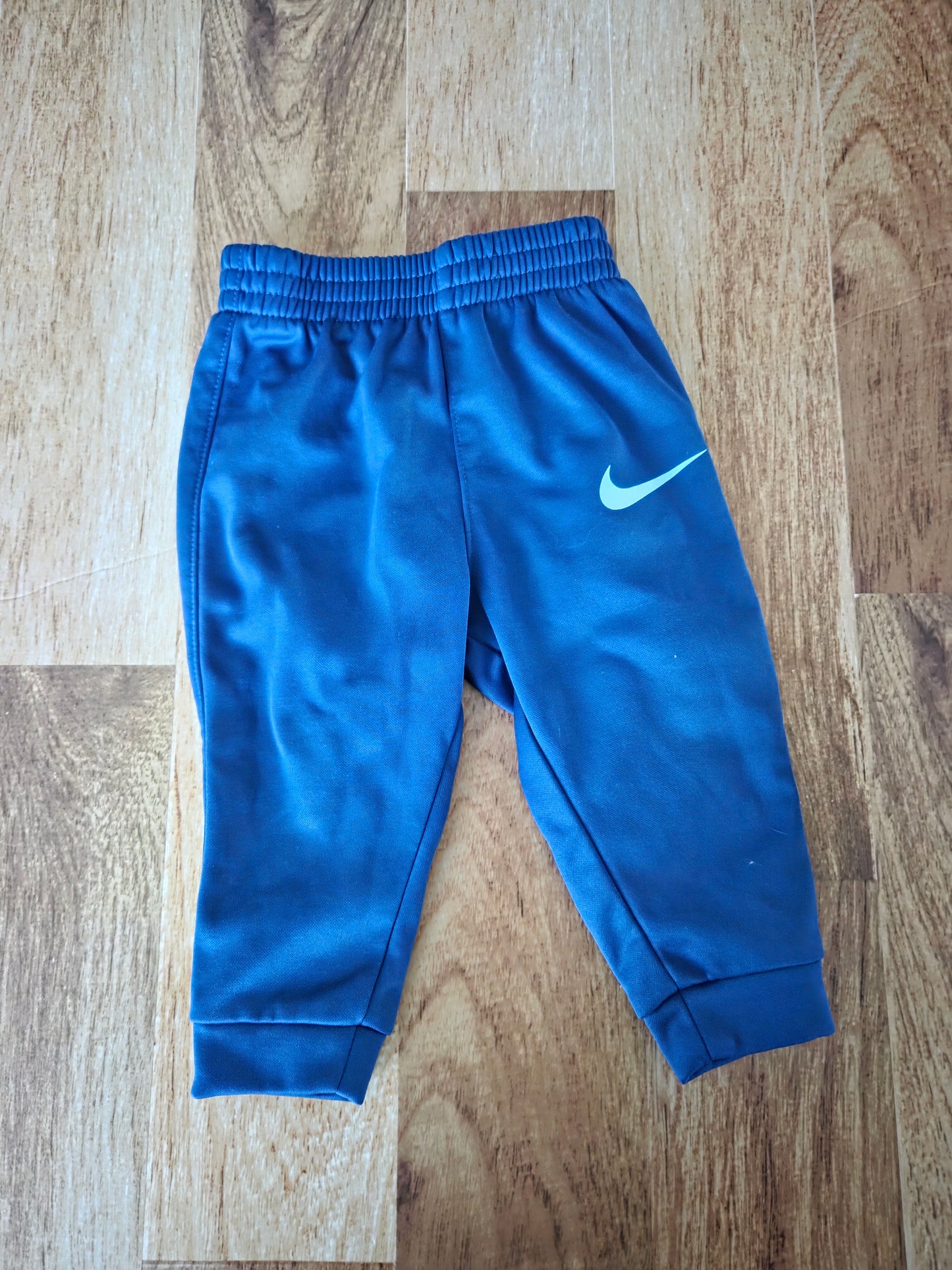 Pantalon nike - 12 mois