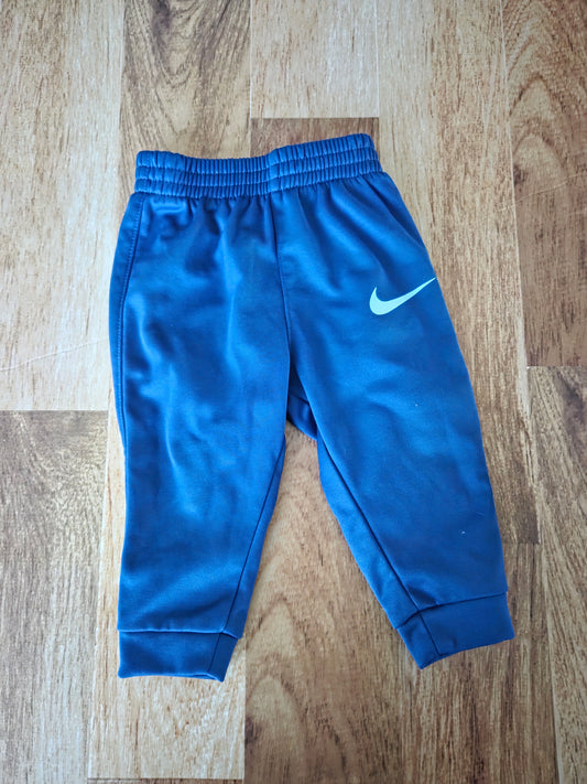 Pantalon nike - 12 mois
