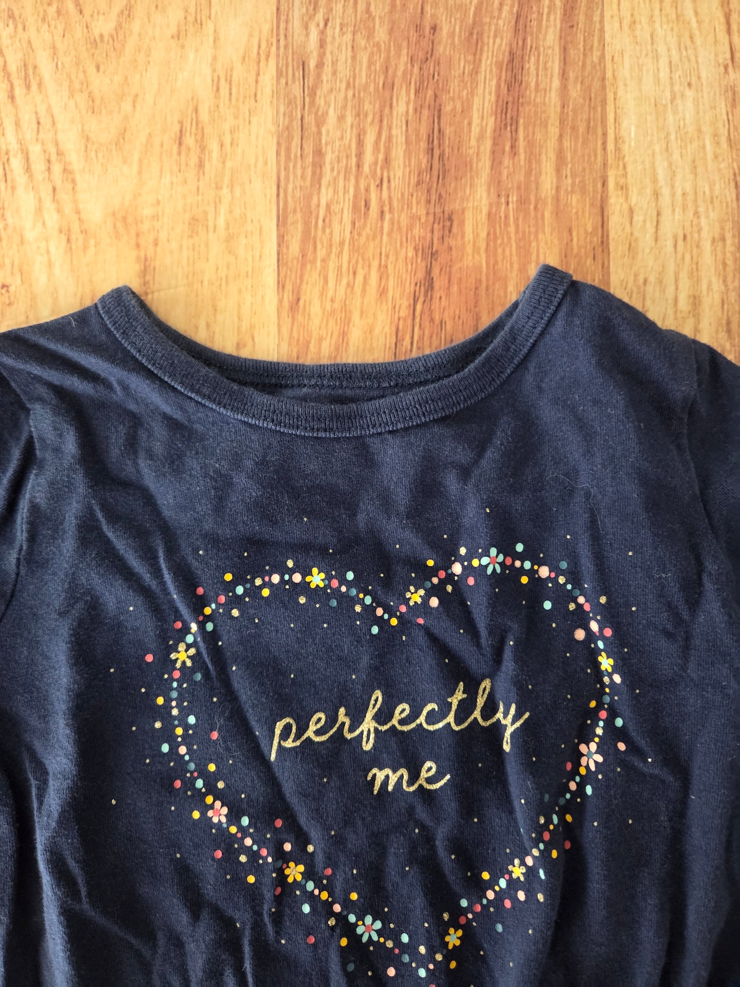 Chandail carter's - 2 ans petites taches