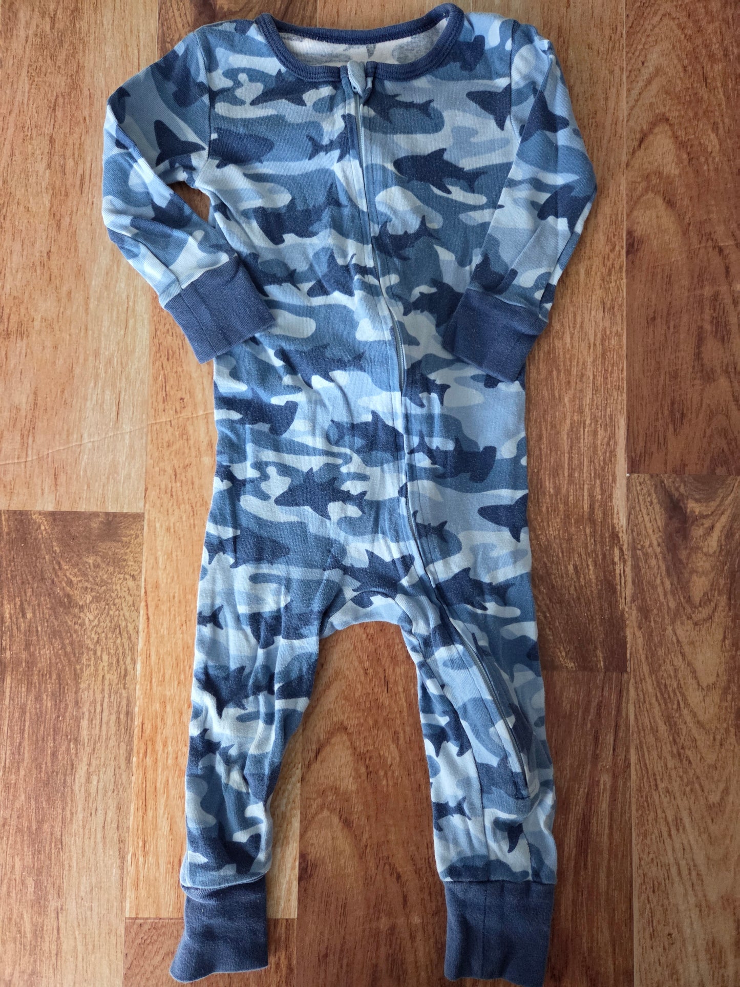 Pyjama - 18 mois légèrement imparfait