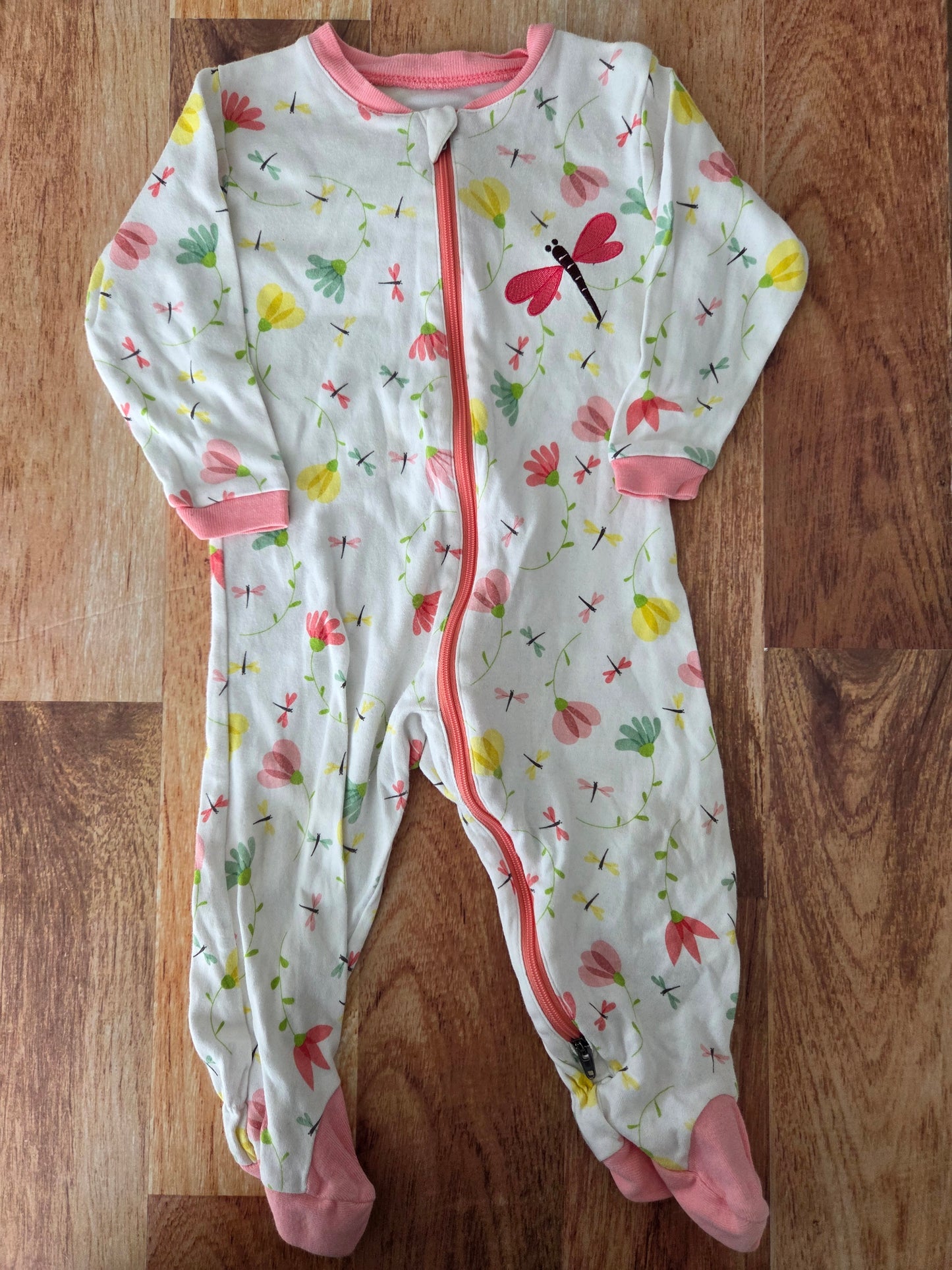 Pyjama tuffy - 9 mois très légèrement imparfait au col